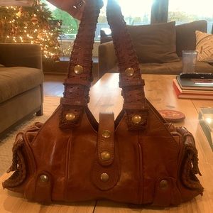 Chloe Silverado Shoulder bag in gently used condition. Smoke free home